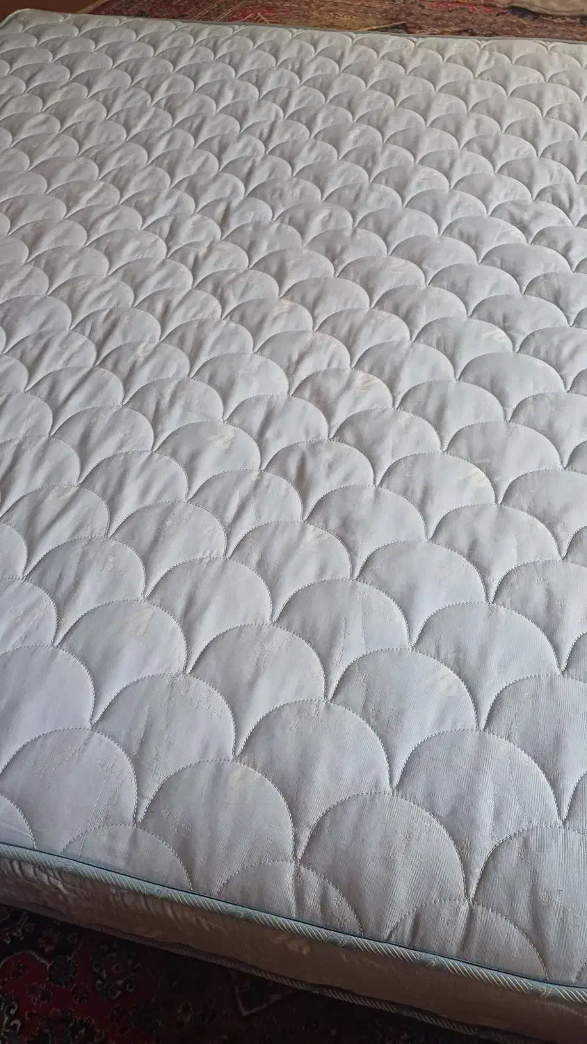 تشک رویا کاملا تمیز وسالم و نو|تشک تختخواب|مرند, |دیوار