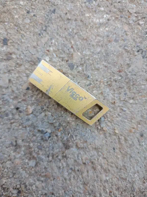 فلش|قطعات و لوازم جانبی رایانه|یاسوج, |دیوار