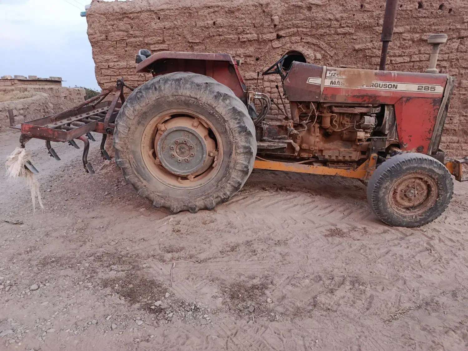 ...|خودرو سنگین|قائن, |دیوار