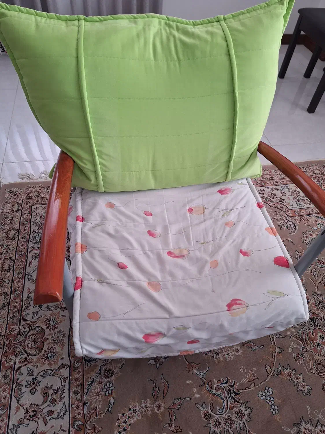 مبل ۵ نفره راحتی|مبلمان خانگی و میز عسلی|گرگان, |دیوار