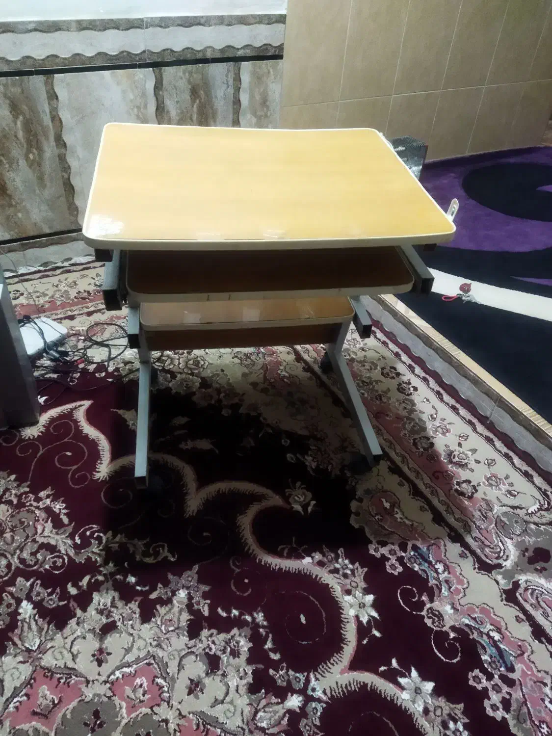 میزکامپیوتر تمیز|میز تحریر و کامپیوتر|کرخه, |دیوار