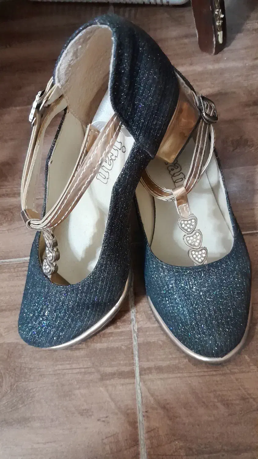 کفش مجلسی دخترانه|کیف، کفش، کمربند|بومهن, |دیوار