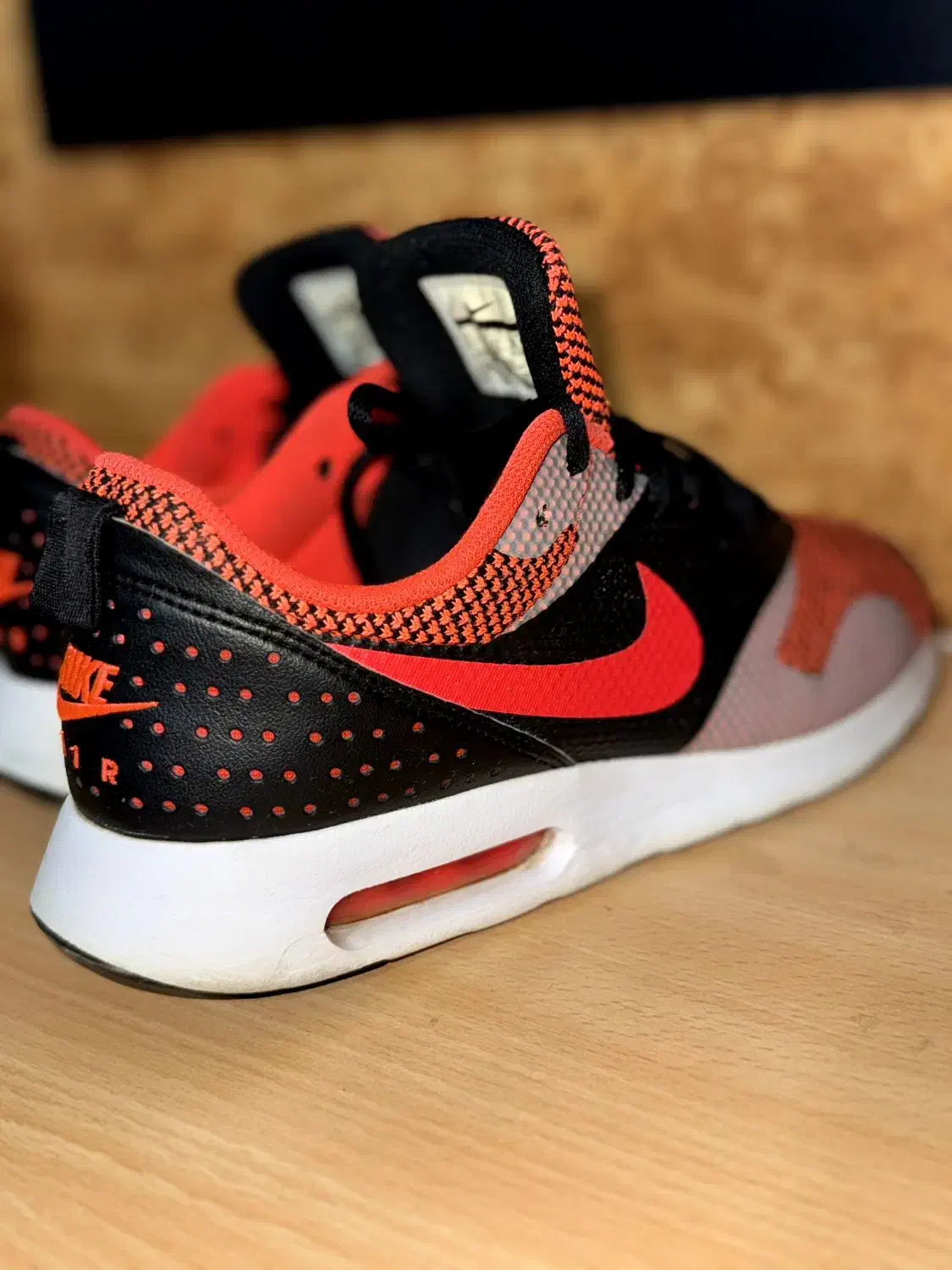 یک جفت کتانی نایک اصل اورجینال|کیف، کفش، کمربند|اردبیل, |دیوار