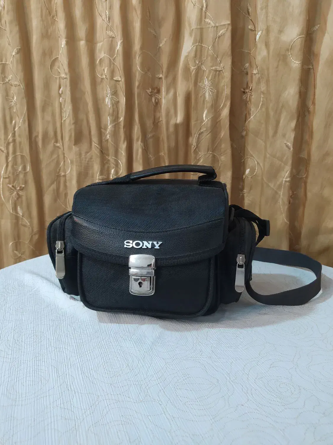 دوربین سونی|دوربین عکاسی و فیلمبرداری|همدان, |دیوار