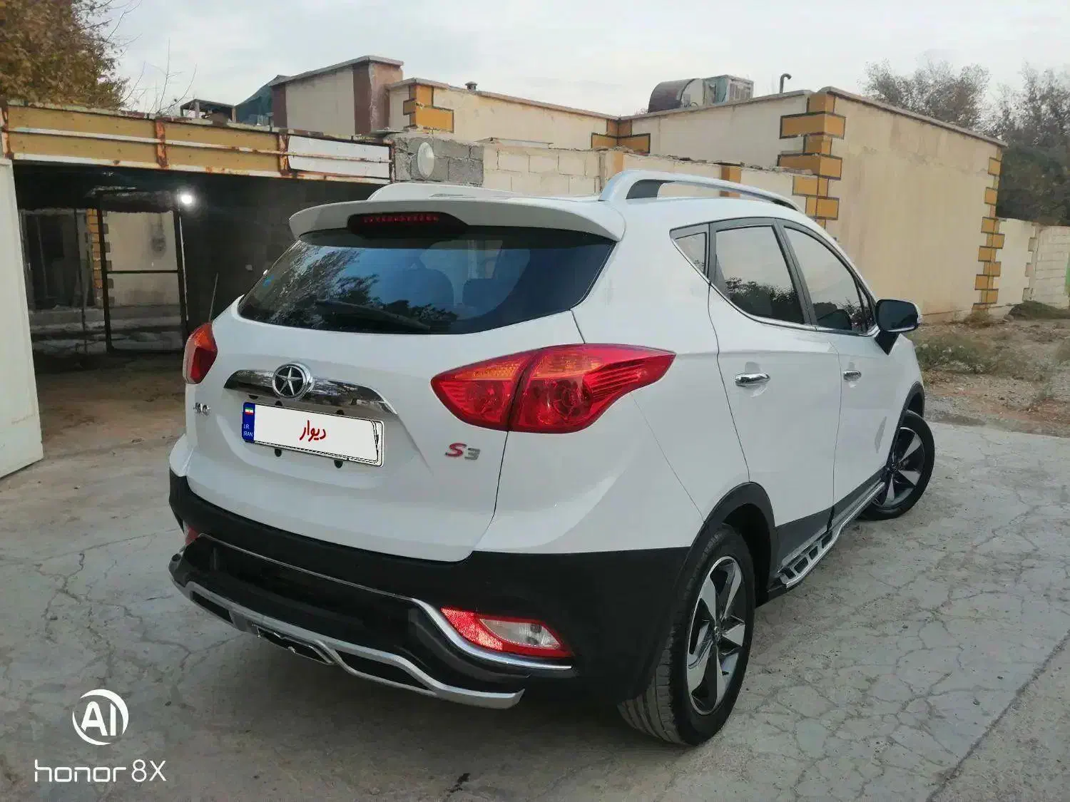 جکs3 کم کار بدون رنگ لاکاغذی واقعی|خودرو سواری و وانت|اصفهان, محمودآباد|دیوار