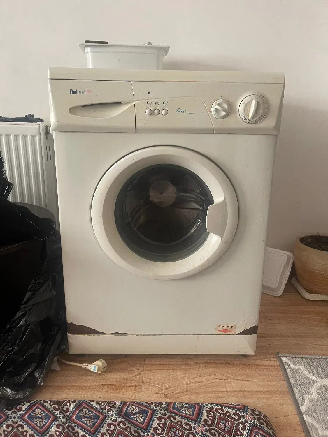 ماشین لباسشویی ابسال|ماشین لباسشویی و خشک‌کن لباس|رشت, جهاد|دیوار