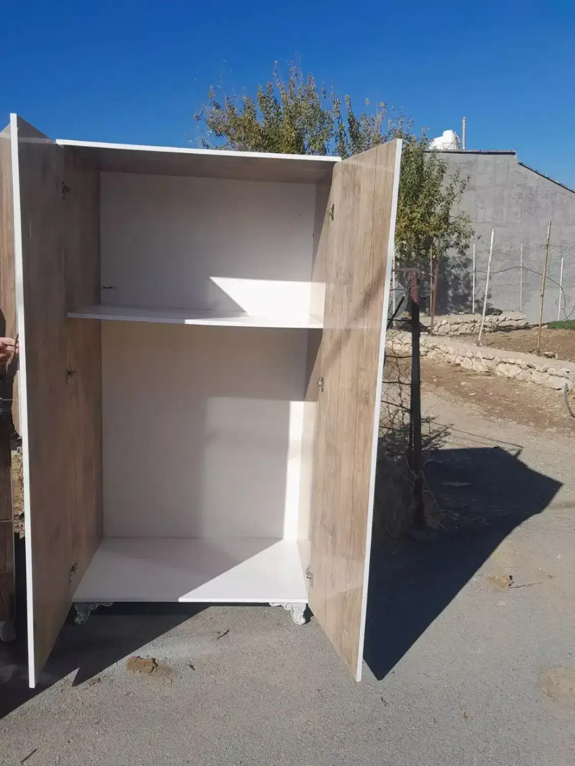 کمد زیبا و بدون هیچ مشکلی|جاکفشی، کمد، دراور|سروآباد, |دیوار