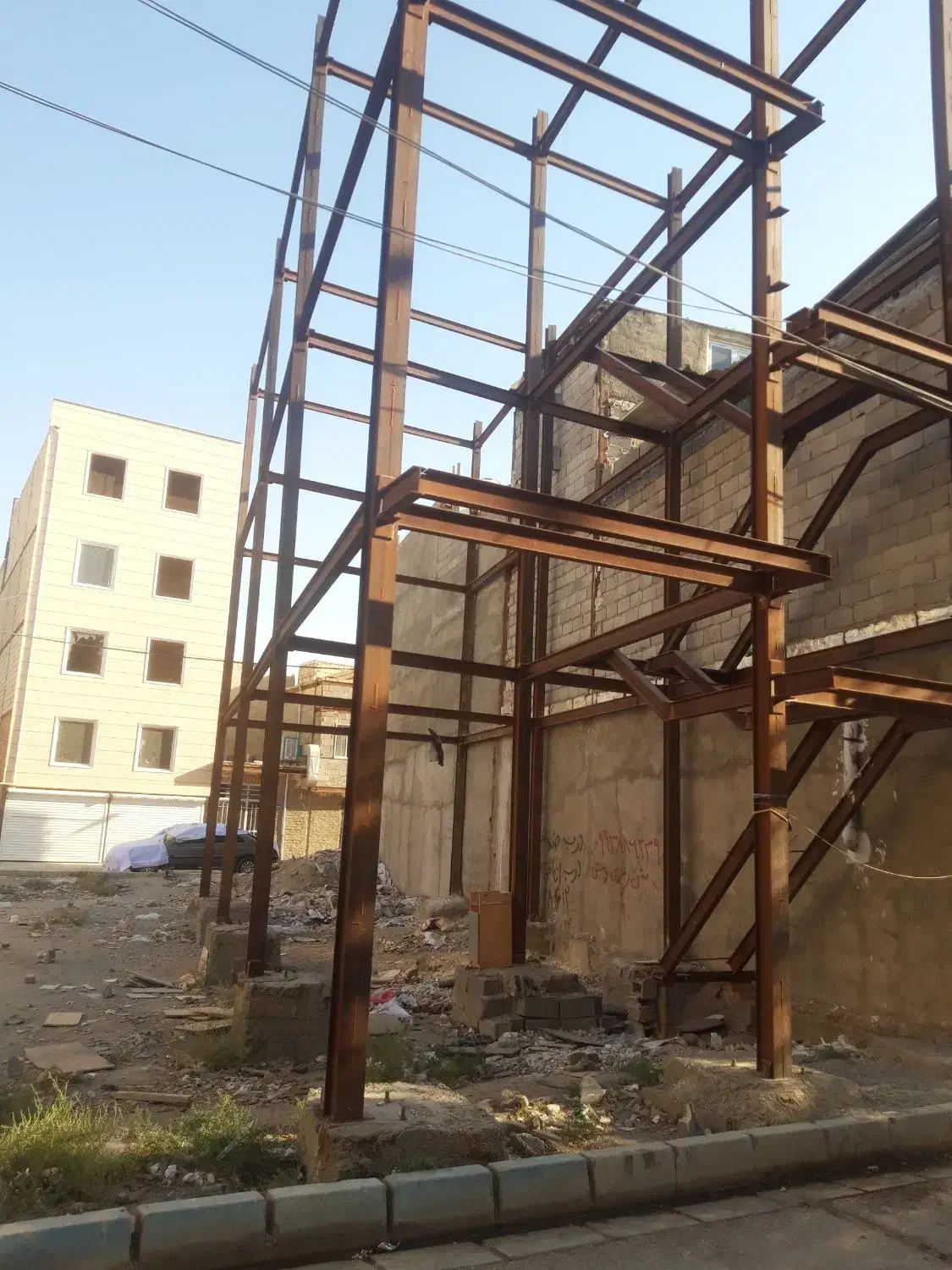 زمین ۷۰ متری سه طبقه اسکلت کامل زیر قیمت|فروش زمین و ملک کلنگی|رباط‌کریم, پیغمبر|دیوار
