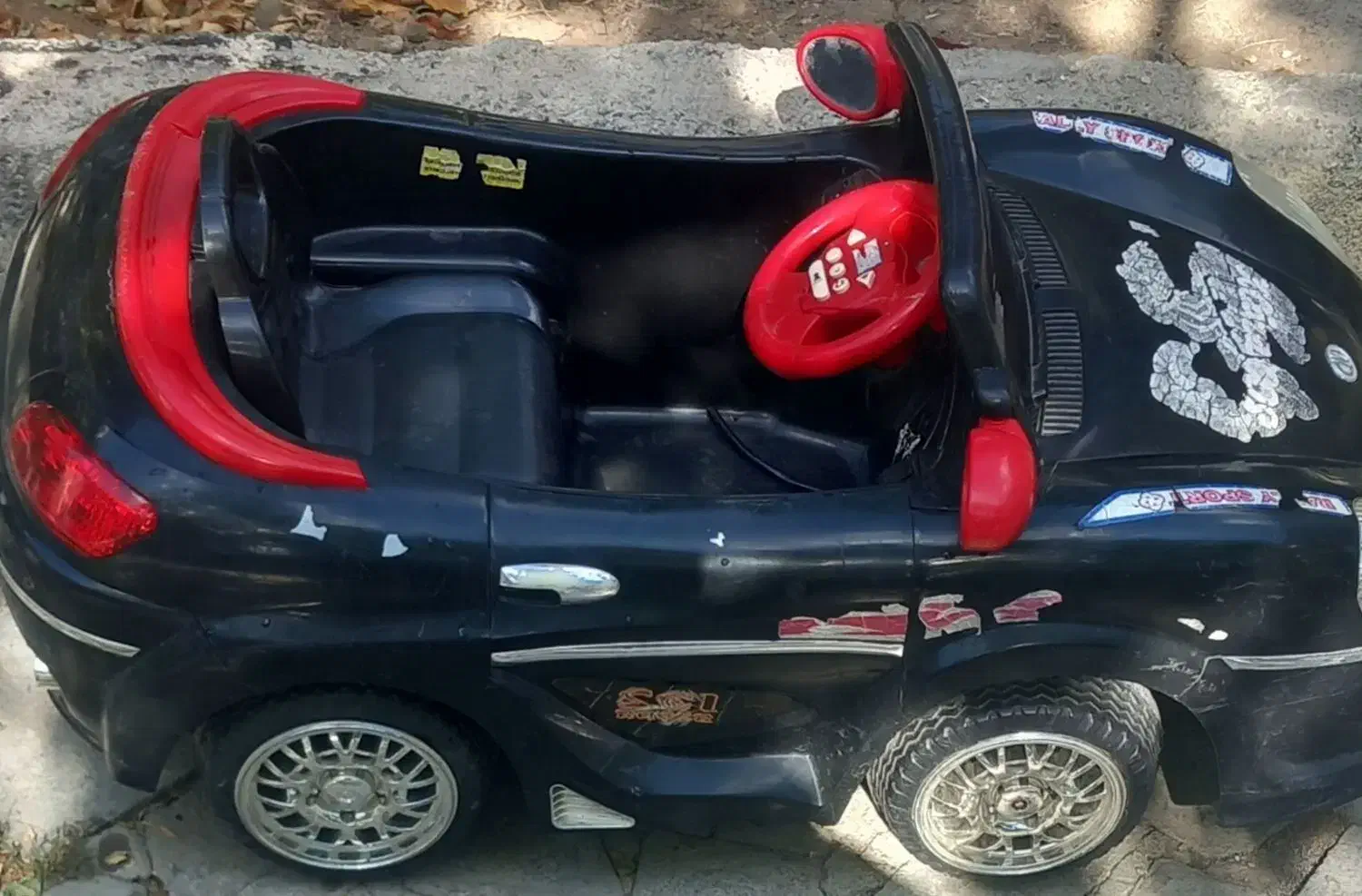 ماشین شارژی|اسباب‌بازی بچه|سنندج, |دیوار