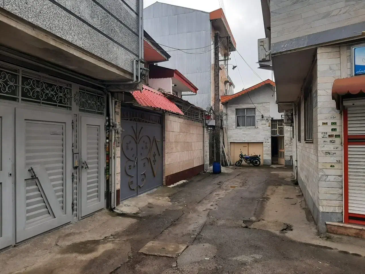 اجاره خانه|اجارهٔ خانه و ویلا|رشت, باهنر|دیوار