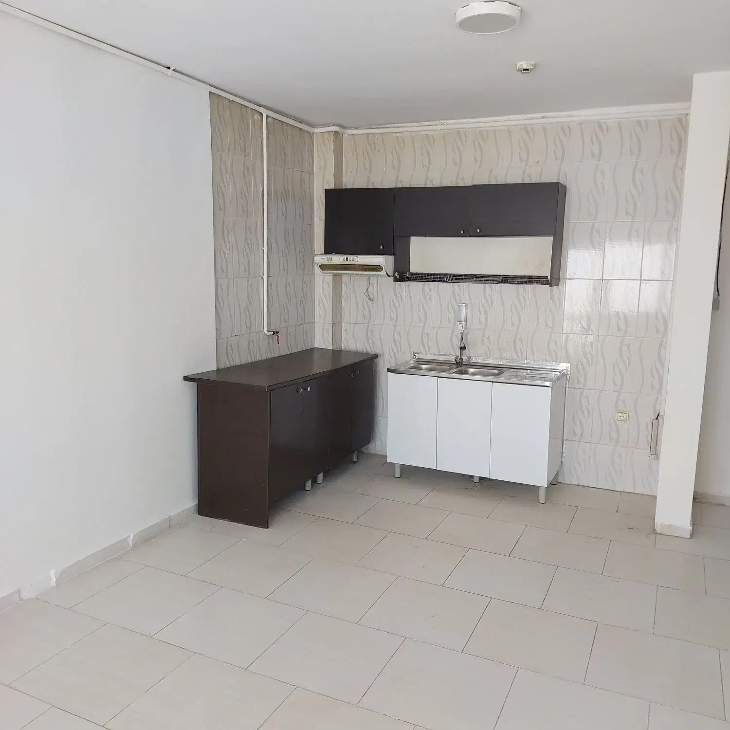 آپارتمان تک‌خوابه کوزو۶ فروش یا معاوضه با۲خواب|فروش آپارتمان|پرند, فاز ۶|دیوار