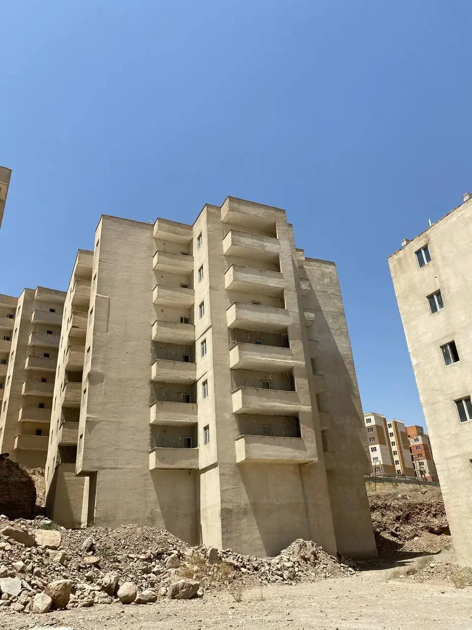 فروش آپارتمان ۶۸ متری ۱ خوابه|فروش آپارتمان|هشتگرد, شهرک اداری|دیوار