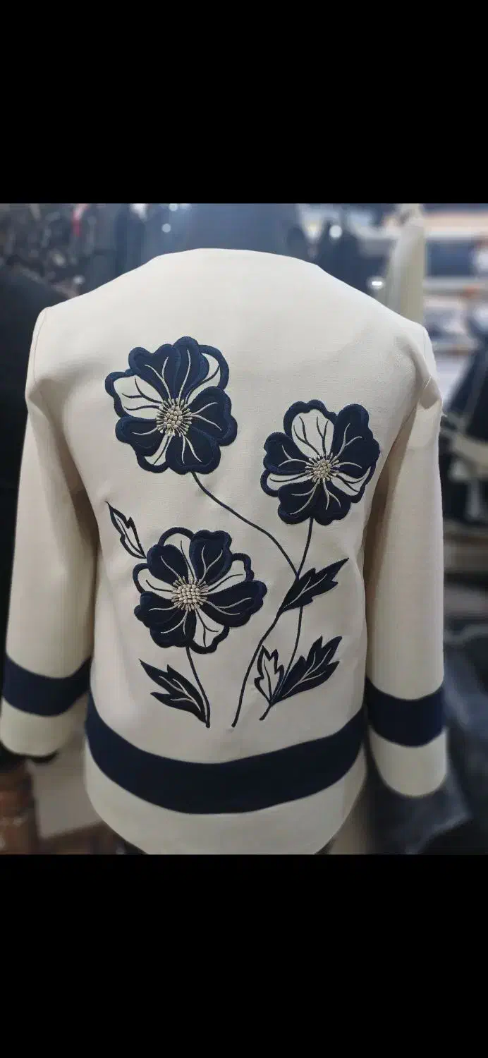 چرخکار ماهر خانم مانتو دوز و وردست|استخدام صنعتی، فنی، مهندسی|مشهد, آزادشهر|دیوار