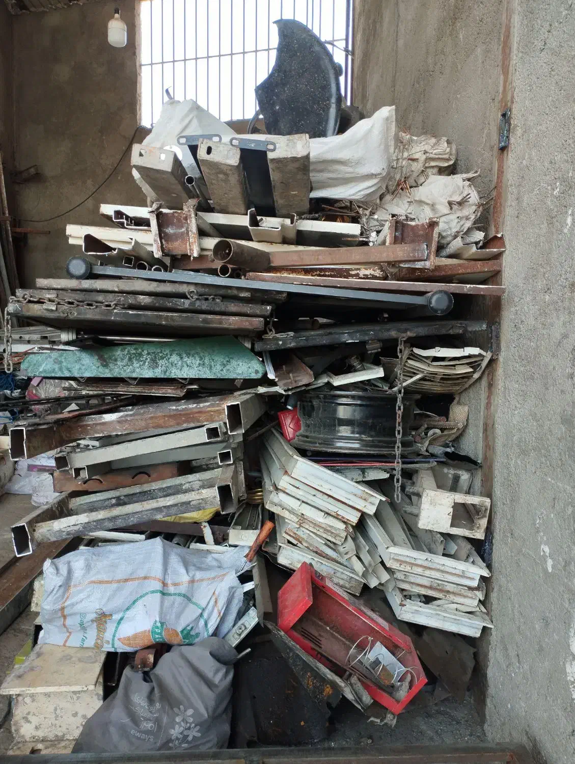 خرید ضایعات سرتاسر تهران. شبانه روزی|عمده‌فروشی|تهران, آذری|دیوار