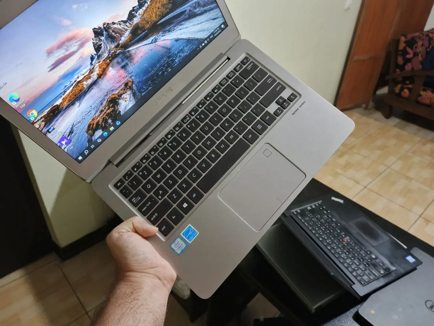 لپ تاپ ایسوز با پردازنده i5 بدنه فول متال فلزی|رایانه همراه|تهران, خاوران|دیوار