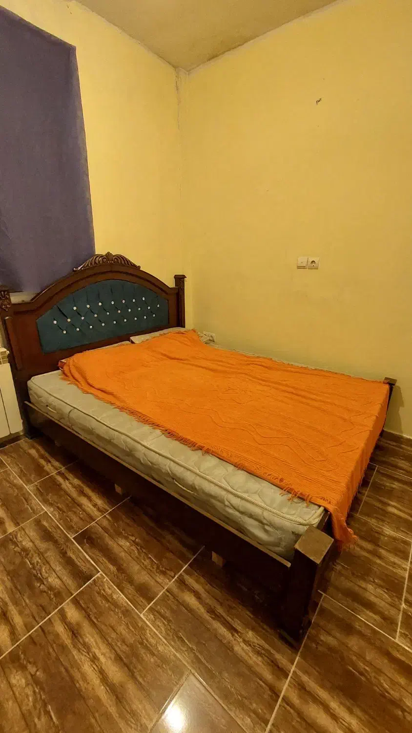 فروش تخت خواب دو نفره قیمت توافقی|تخت و سرویس خواب|محمدیه-قزوین, |دیوار
