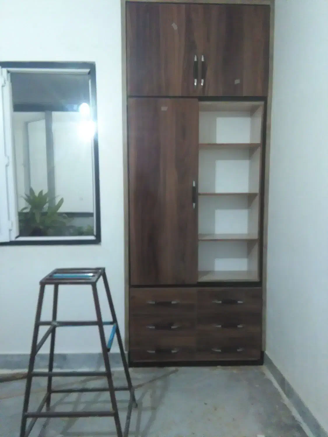 نصاب کابینت MDF کمدیواری درب ضدسرقت واتاقی|خدمات پیشه و مهارت|کنگاور, |دیوار