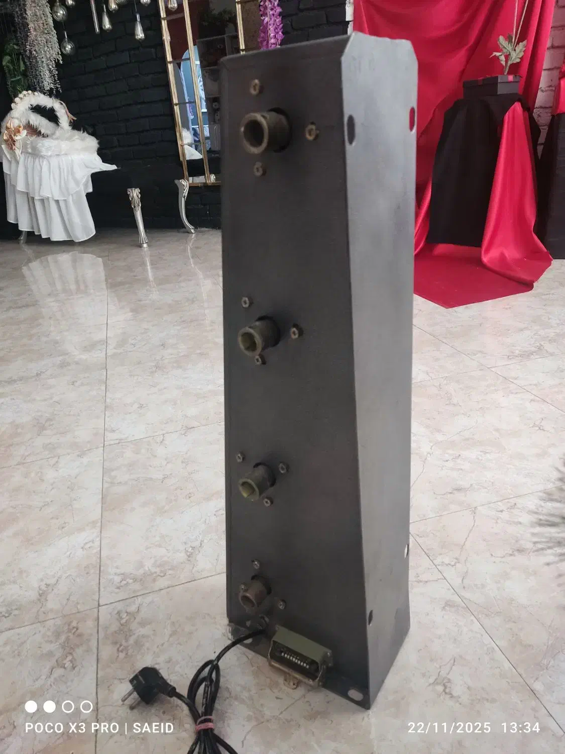 فلاش|دوربین عکاسی و فیلم‌برداری|کرج, جهان‌شهر|دیوار