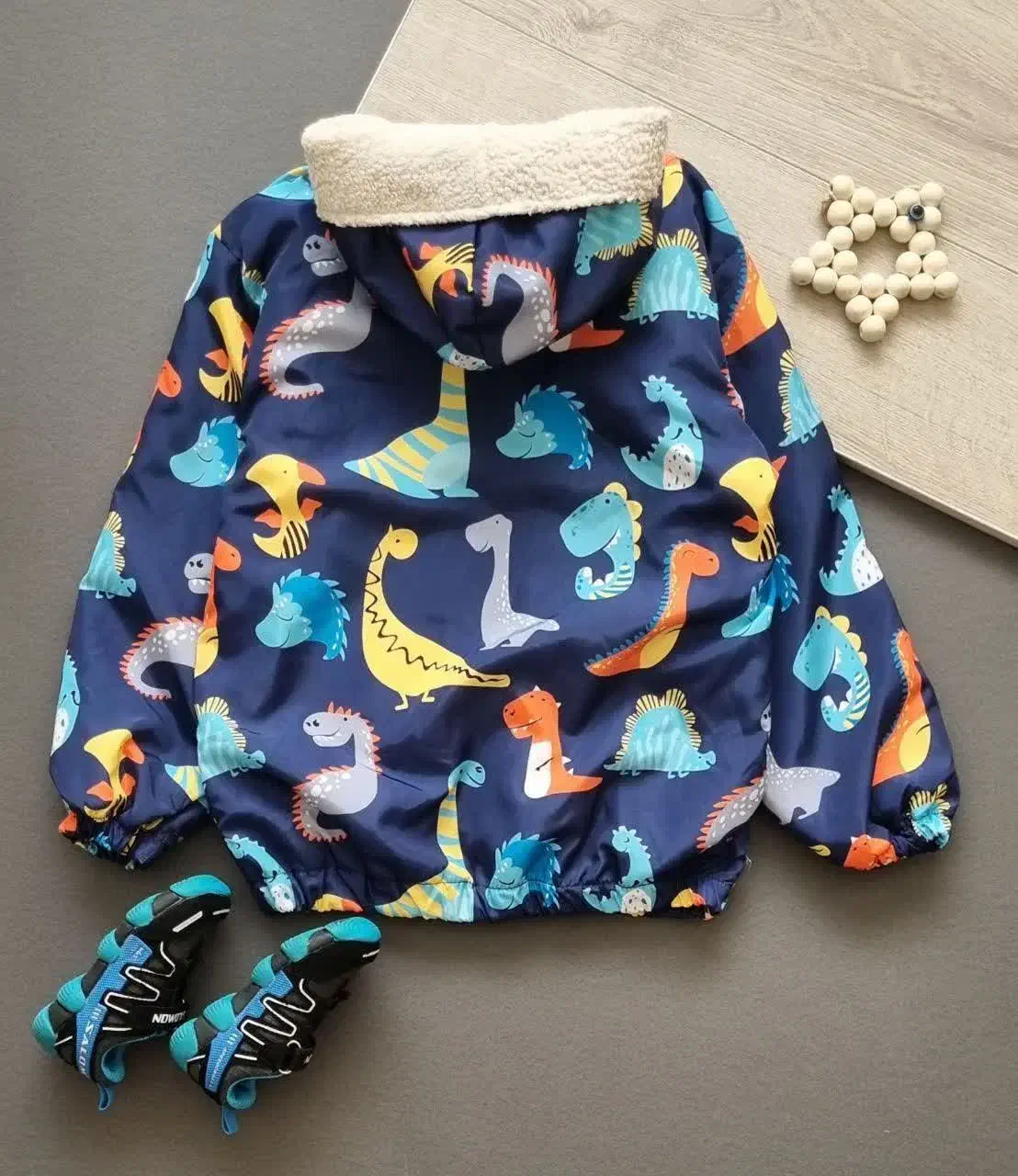 کاپشن پسرانه نو|کفش و لباس بچه|قم, سراجه (۱۵ خرداد)|دیوار