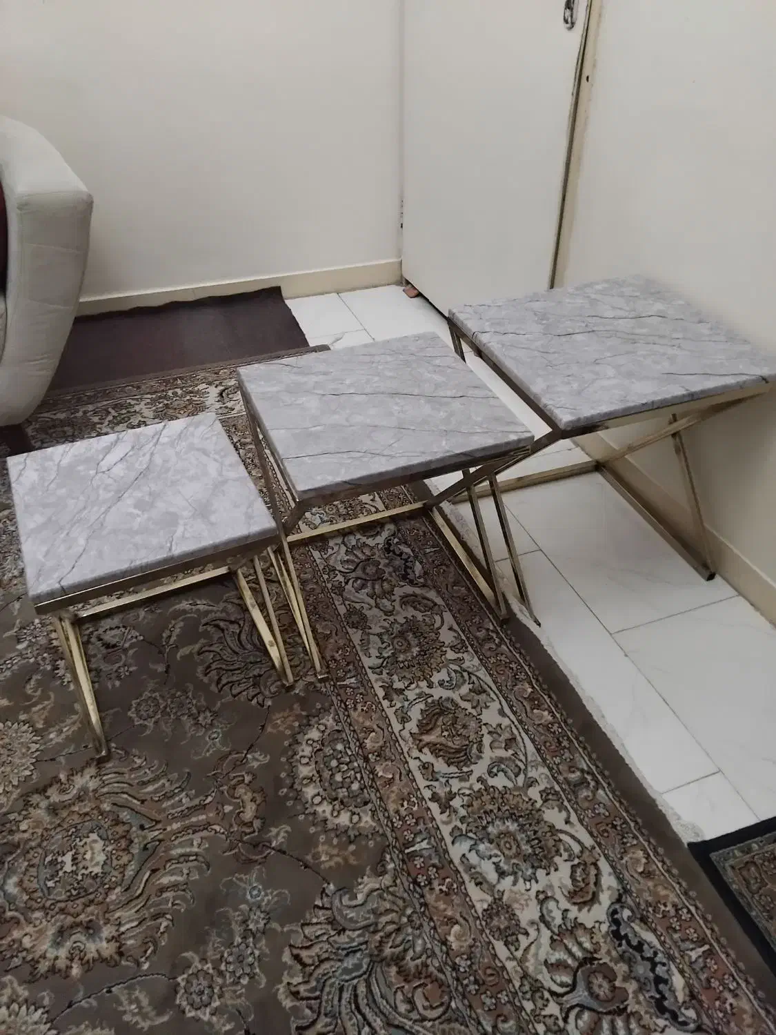 میز عسلی نو جدید فلزی طلایی|مبلمان خانگی و میز عسلی|ری, منصوریه منگل|دیوار