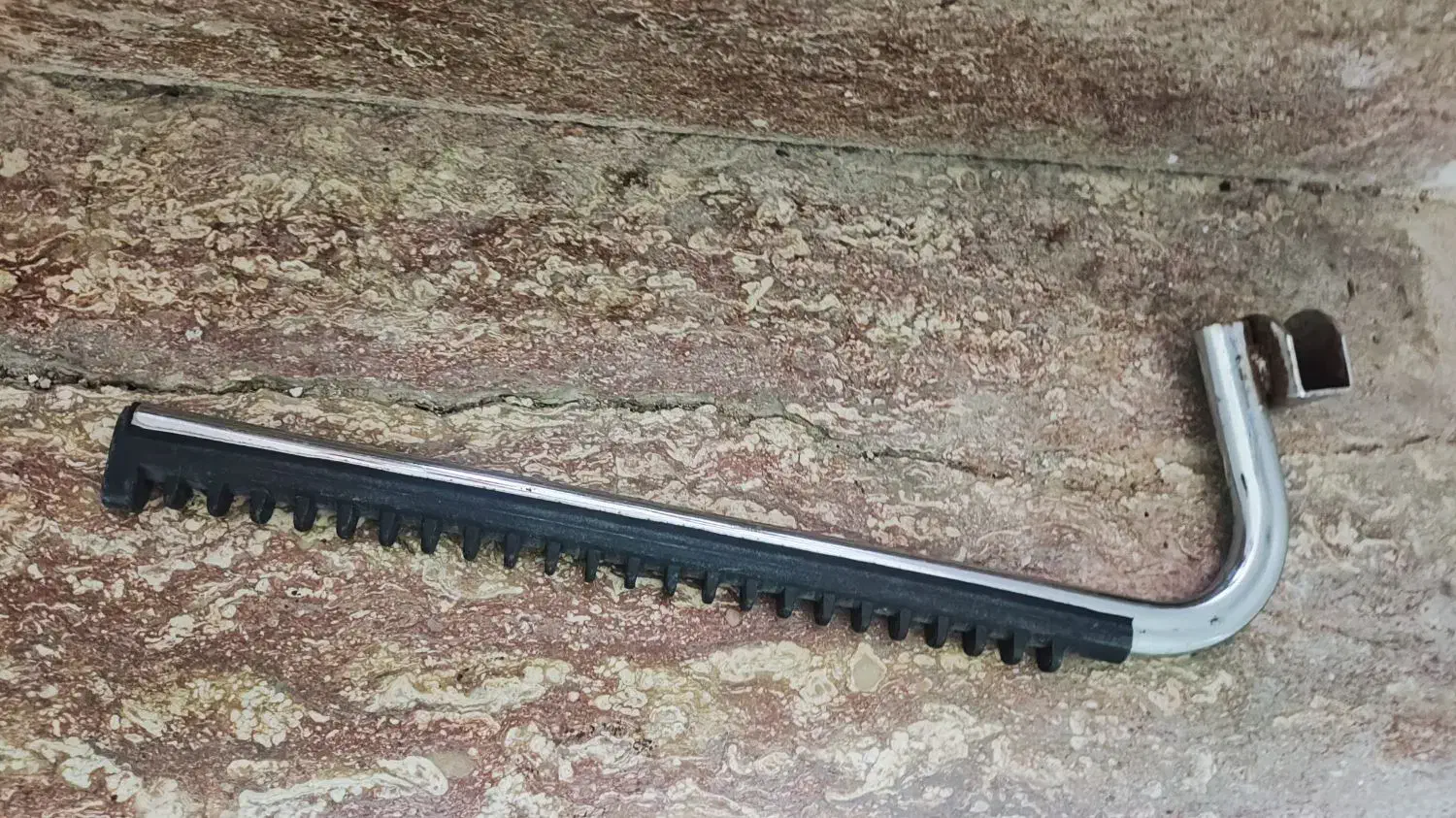 چوب لباسی و رگال شاخه|بندرخت و رخت‌آویز|تبریز, |دیوار