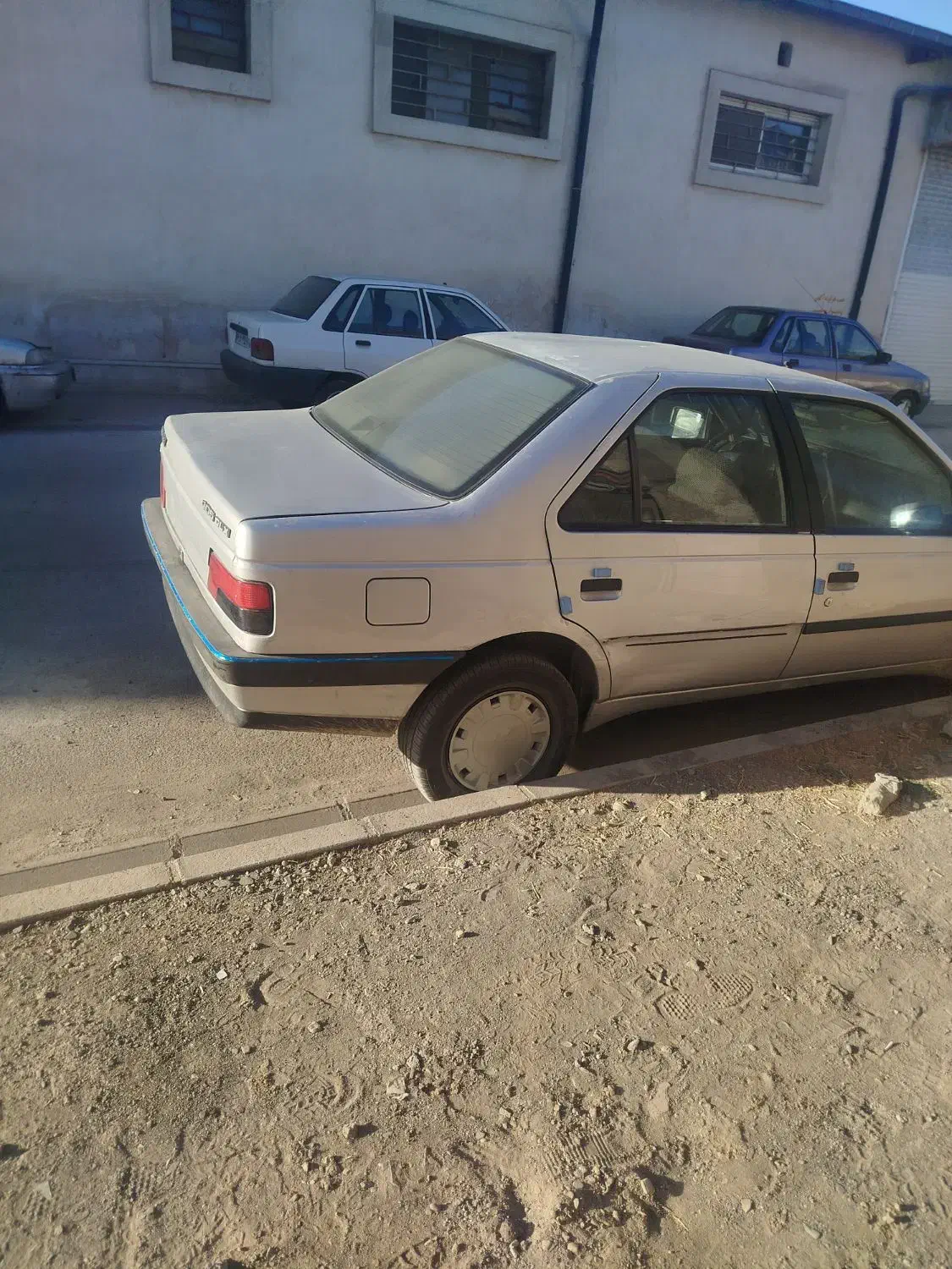 پژو ۴۰۵ استثنایی|خودرو سواری و وانت|چناران, |دیوار