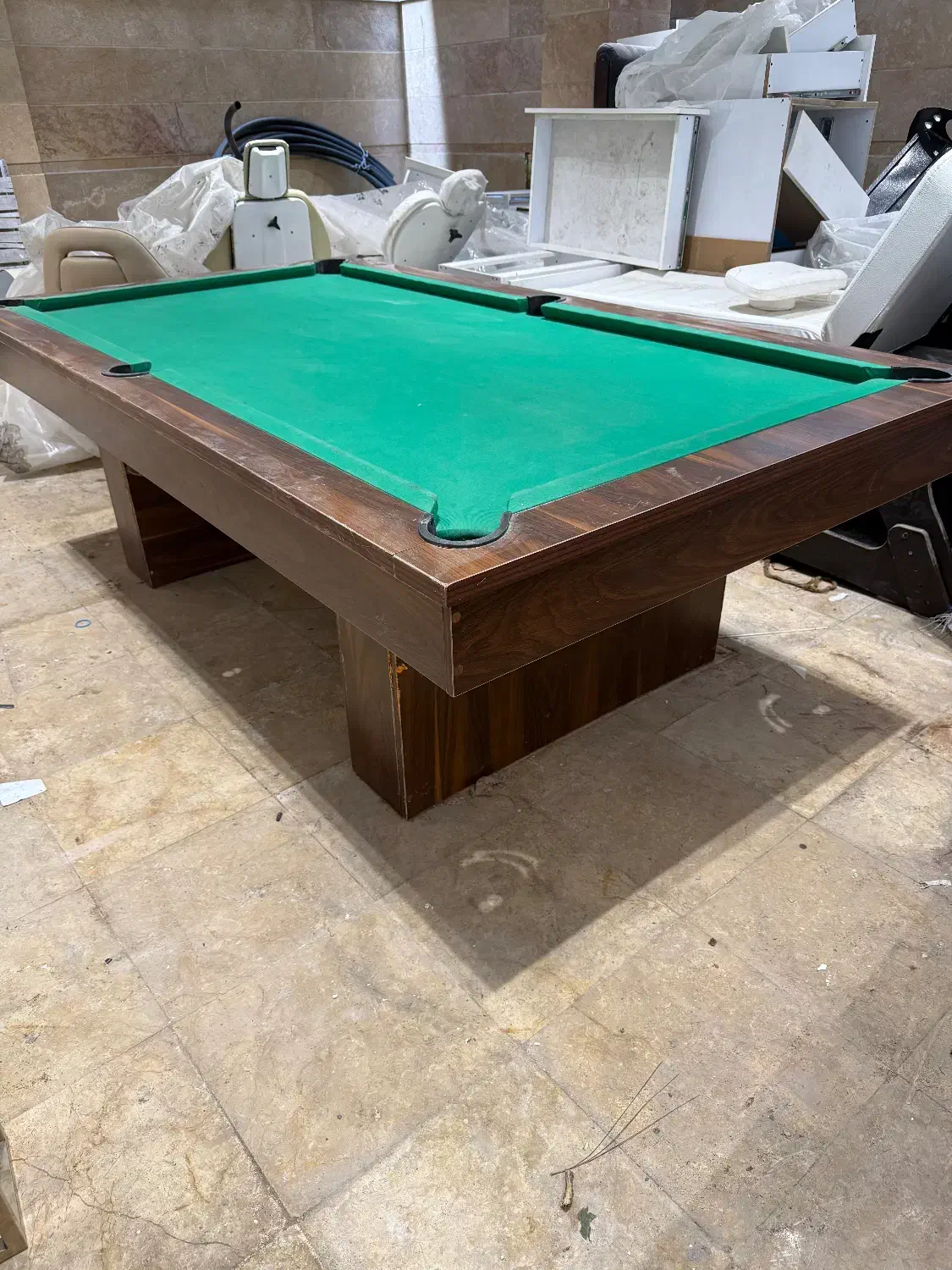 میز بیلیارد|تجهیزات ورزشی|نور, |دیوار