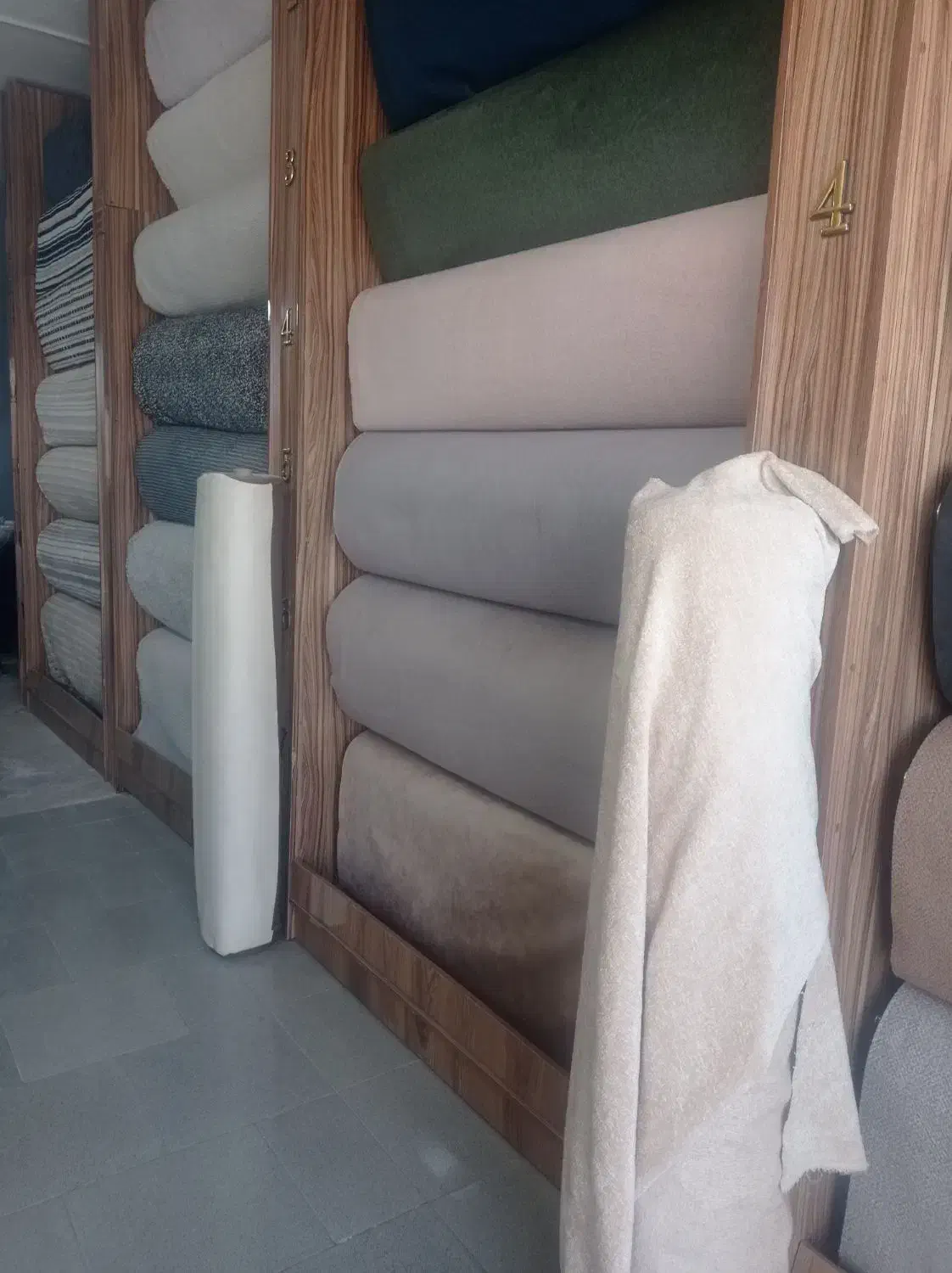 فروشگاه پارچه مبلی و اسفنج|عمده‌فروشی|تبریز, |دیوار