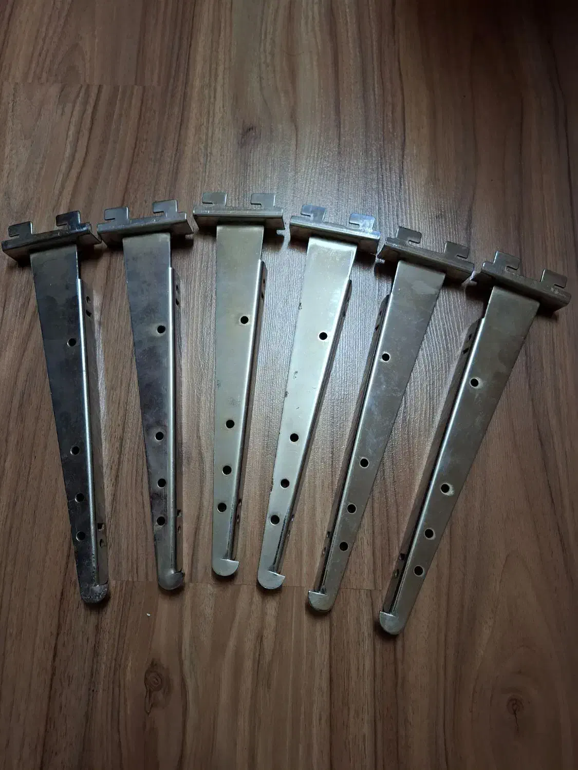 انواع سایز رگال ، دستک طبقه ، استند ، پایه میز|فروشگاه و مغازه|اردبیل, |دیوار