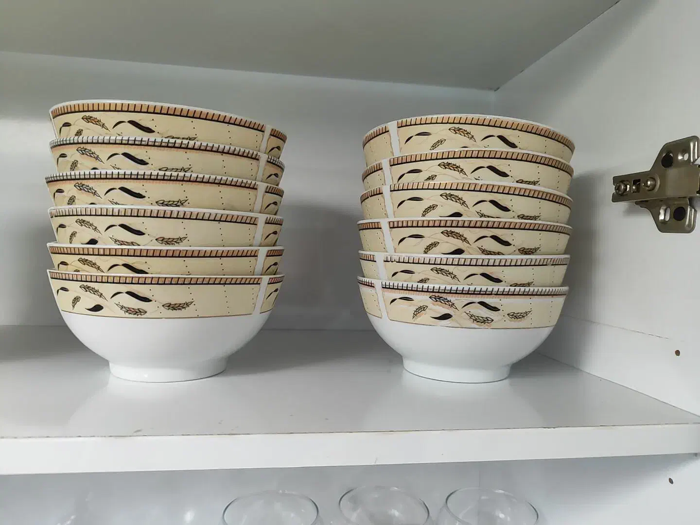 ظروف آشپزخانه|ظروف سرو و پذیرایی|اردبیل, |دیوار