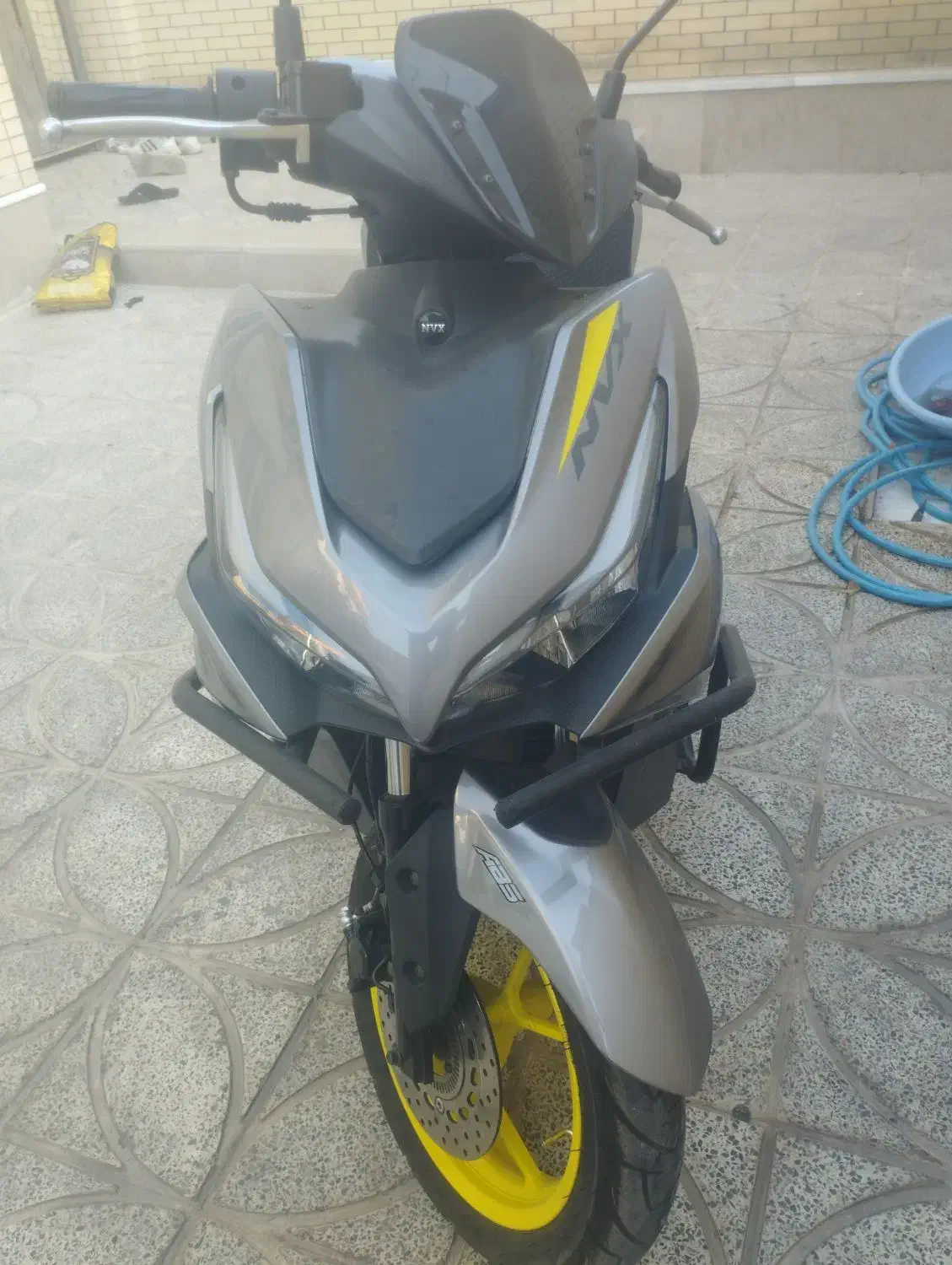 کلیک کبیر ایروکس 170|موتورسیکلت|شیراز, دروازه قران|دیوار