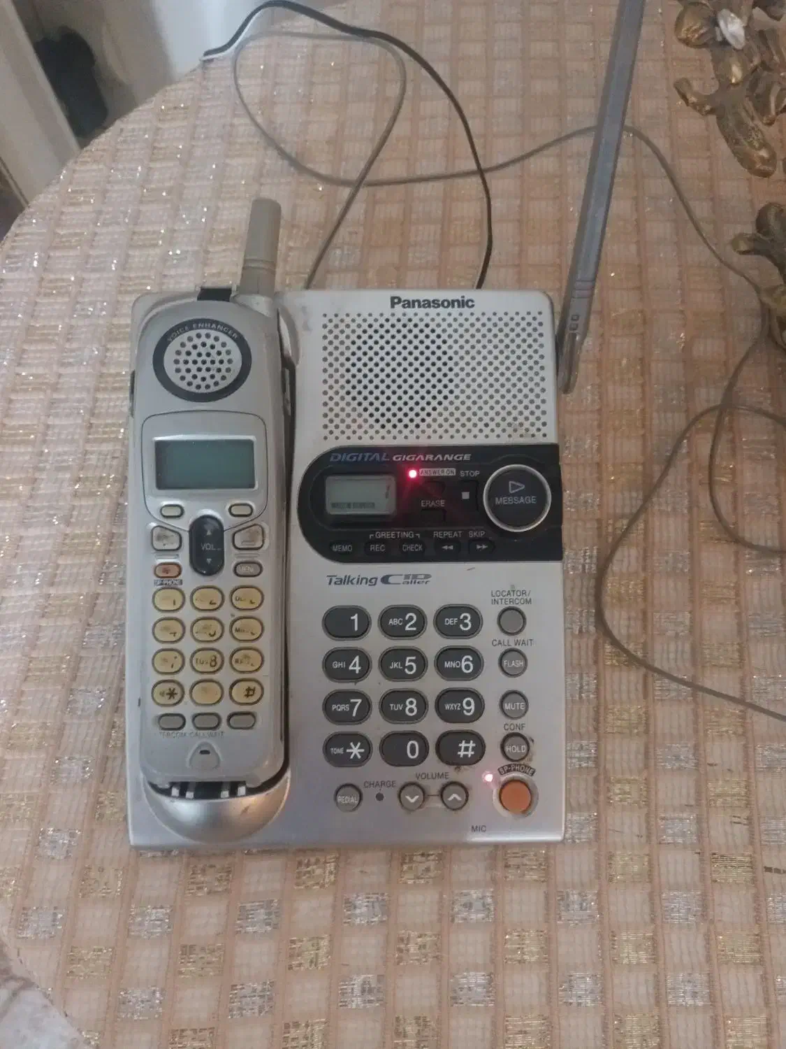 تلفن بی سیم پانوسونیک|تلفن رومیزی|رباط‌کریم, رباط‌کریم|دیوار