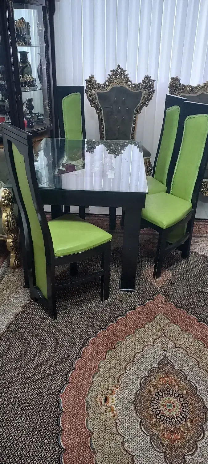 میز نهار خوری چوبی ۴نفره|میز و صندلی غذاخوری|اردبیل, |دیوار