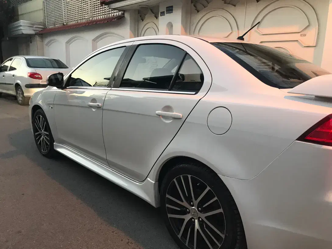 میتسوبیشی لنسر 2017 سفید صدفی|خودرو سواری و وانت|بابل, |دیوار