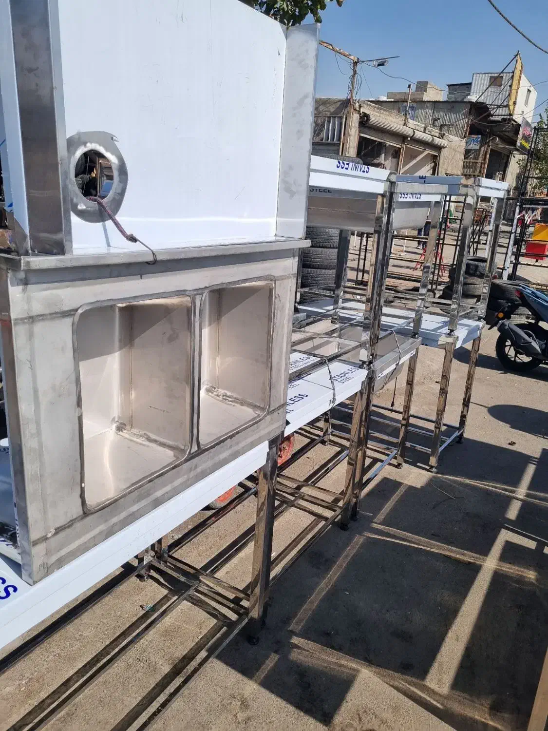 منقل ذغالی کباب و قهوه خاه ای سینگ میزکار00|کافی‌شاپ و رستوران|تهران, شهرک ابوذر|دیوار