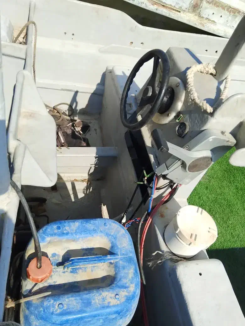 قایق ۲۷ فوت باموتور سوزوکی|قایق و سایر وسایل نقلیه|قشم, |دیوار