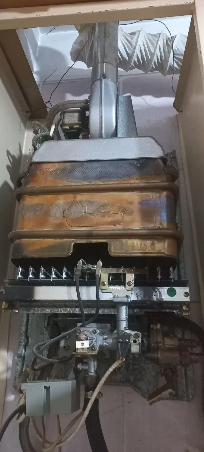 تعمیر لوازم برقی ، شارژی ، خانگی،آبگرمکن،گازی|خدمات پیشه و مهارت|پیشوا, |دیوار