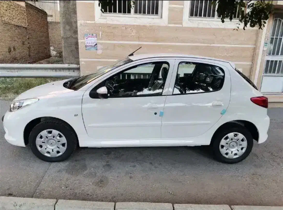 ۲۰۷ مدل ۱۴۰۳|خودرو سواری و وانت|اصفهان, سپاهان‌شهر|دیوار