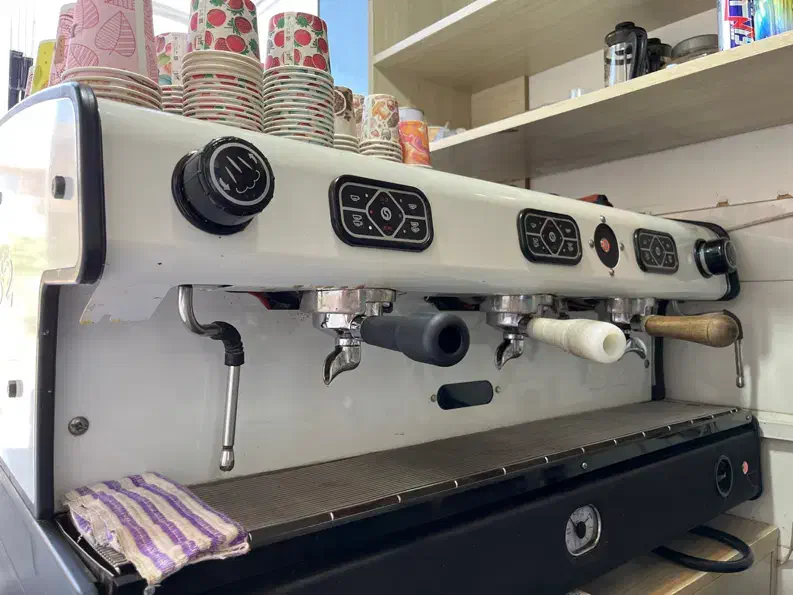 دستگاه اسپرسو لاسپازیاله سه گروپ s2|کافی‌شاپ و رستوران|شیراز, انجیر|دیوار