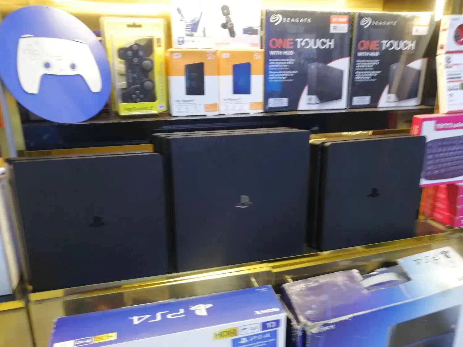 کنسول ۴ پرو کپی خور دو دسته در حد|کنسول، بازی ویدئویی و آنلاین|ری, اقدسیه|دیوار