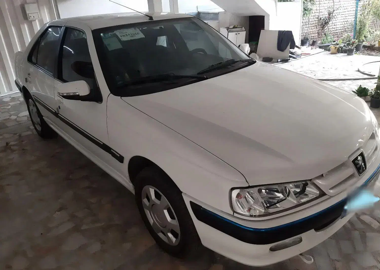 پژو پارس xu7p مدل ۴۰۲ کم کارکرد دریچه گاز سیمی|خودرو سواری و وانت|ساری, |دیوار