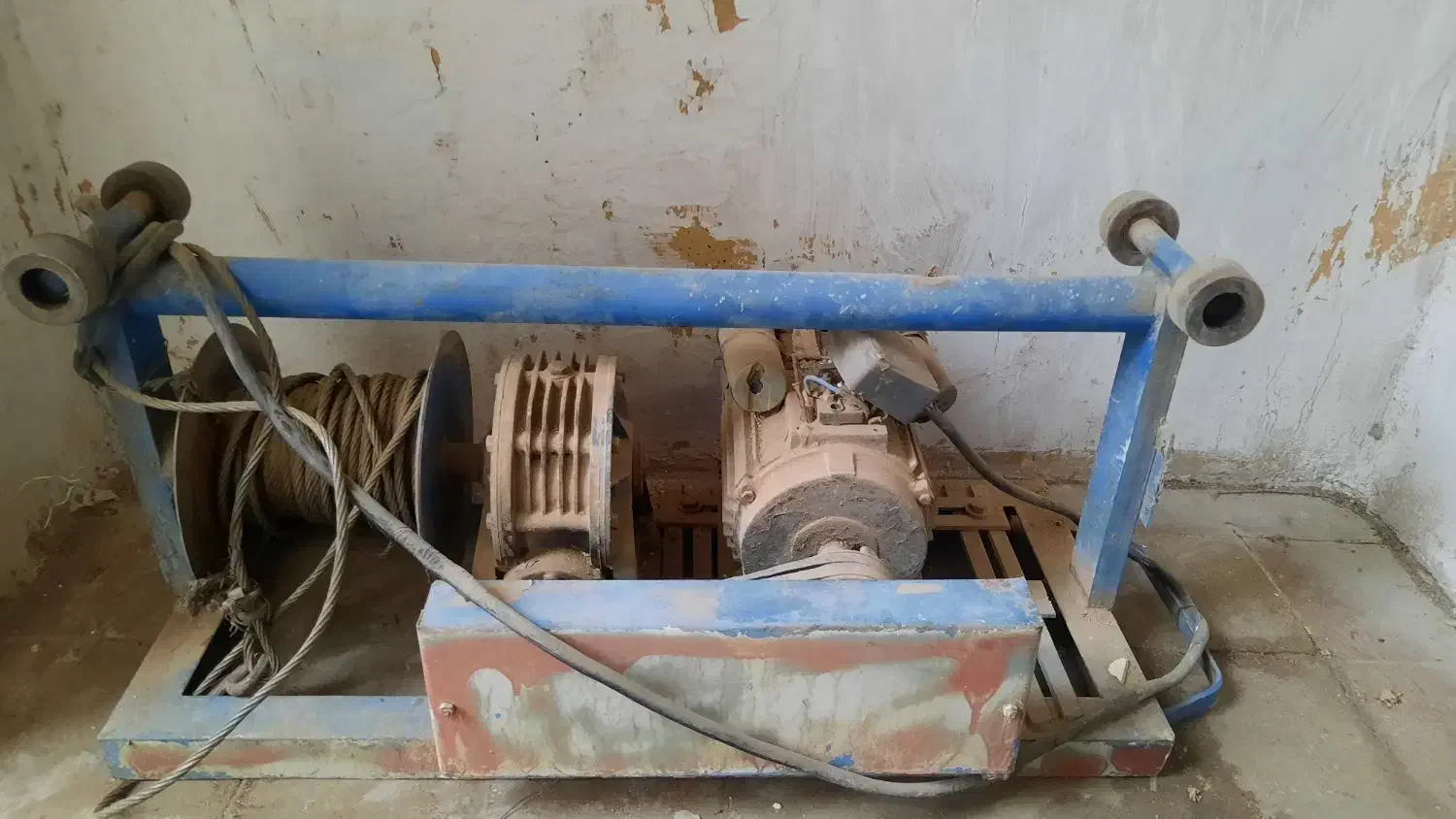 بالابر تک فاز|ابزارآلات|شیراز, گود عربان|دیوار