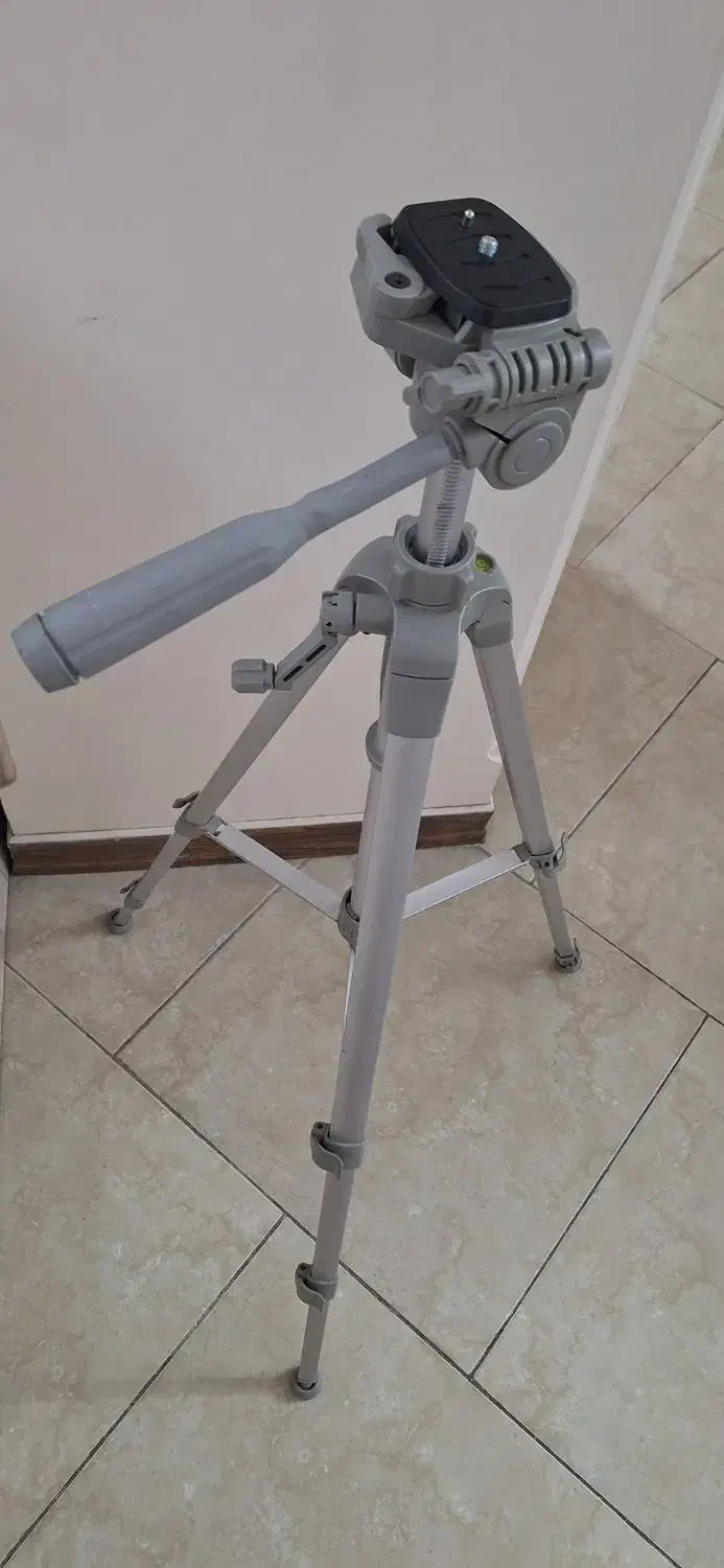 سه پایه دوربین|دوربین عکاسی و فیلم‌برداری|ری, دولت‌آباد|دیوار