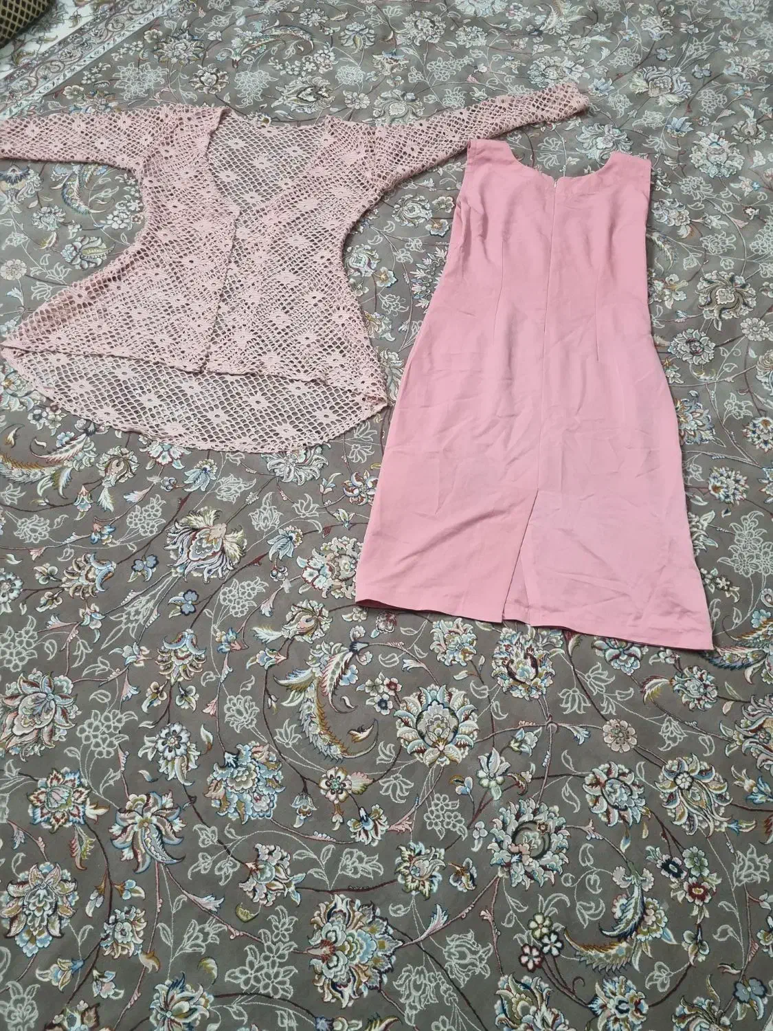 عروسکی لباس|گلیم، جاجیم، گبه|مشهد, کوه سنگی|دیوار