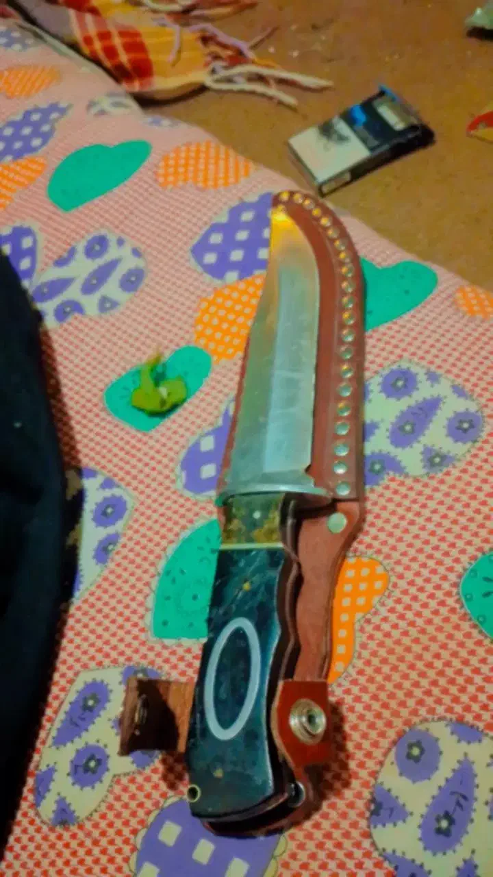 چاقو کلمبیایی چرم سرچ|کلکسیون اشیاء عتیقه|فاضل آباد, |دیوار