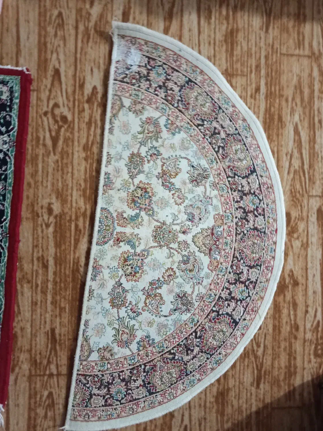 پادری فرش|پادری|نقده, |دیوار