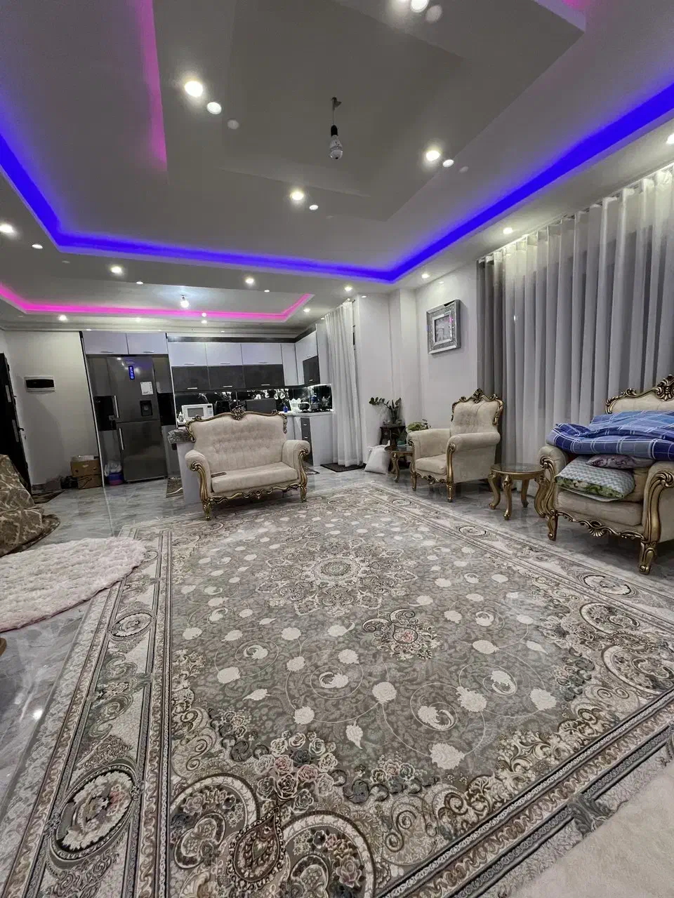 فروش واحد در کامرانیه|فروش آپارتمان|رشت, کوی غلام نیا|دیوار