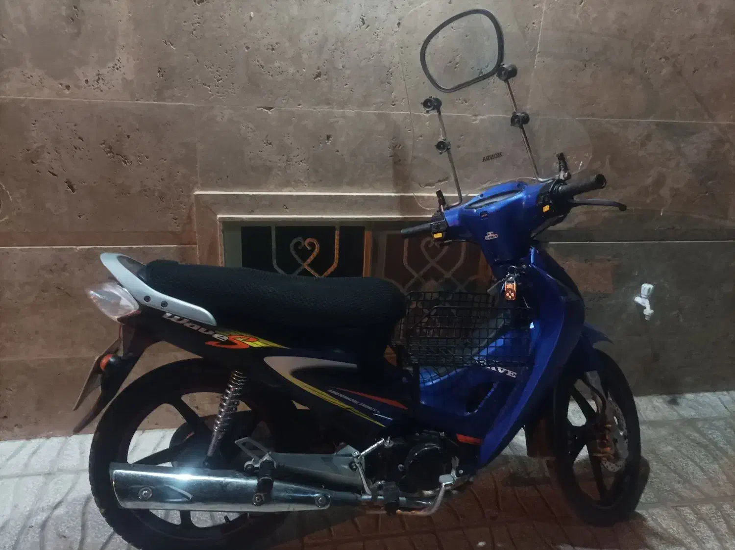 موتور لاکی مدل95|موتورسیکلت|گناباد, |دیوار