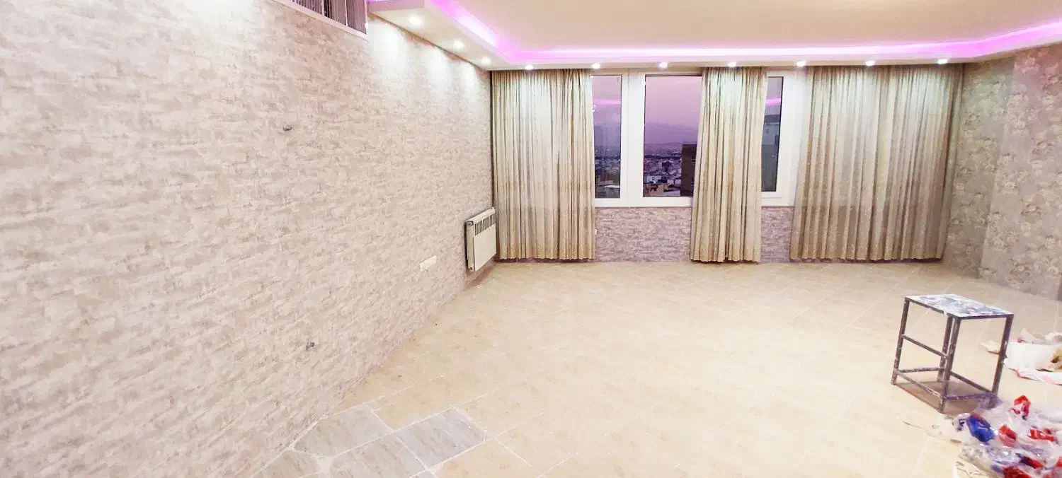 تعویض کاغذ دیواری با گارانتی.زیرسازی حرفه ای،تعمیر|خدمات پیشه و مهارت|شیراز, ارم|دیوار