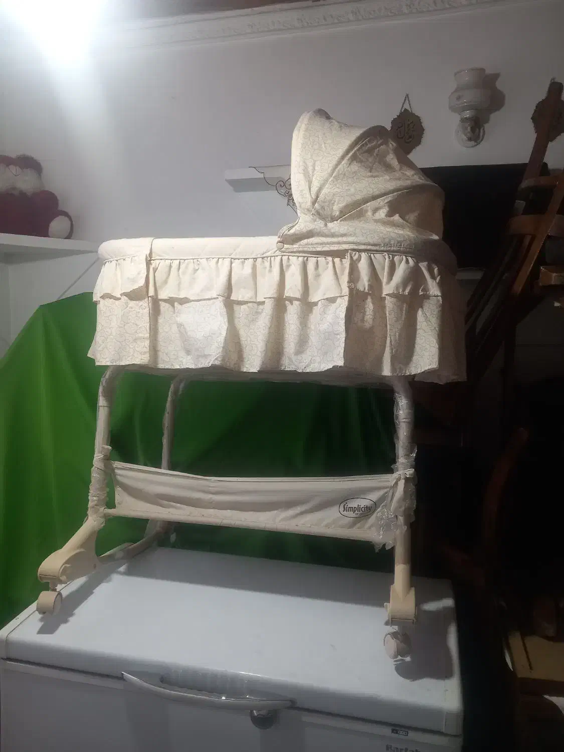 گهواره و تخت نوزاد|اسباب و اثاث بچه|آستارا, |دیوار